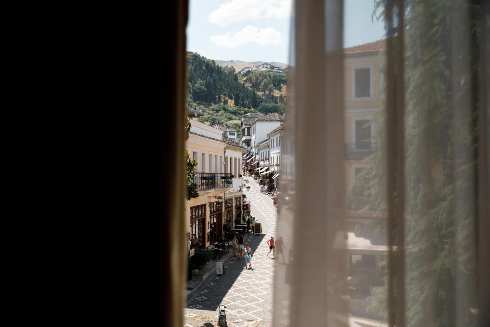 卡久皮酒店 Gjirokastër 外观 照片